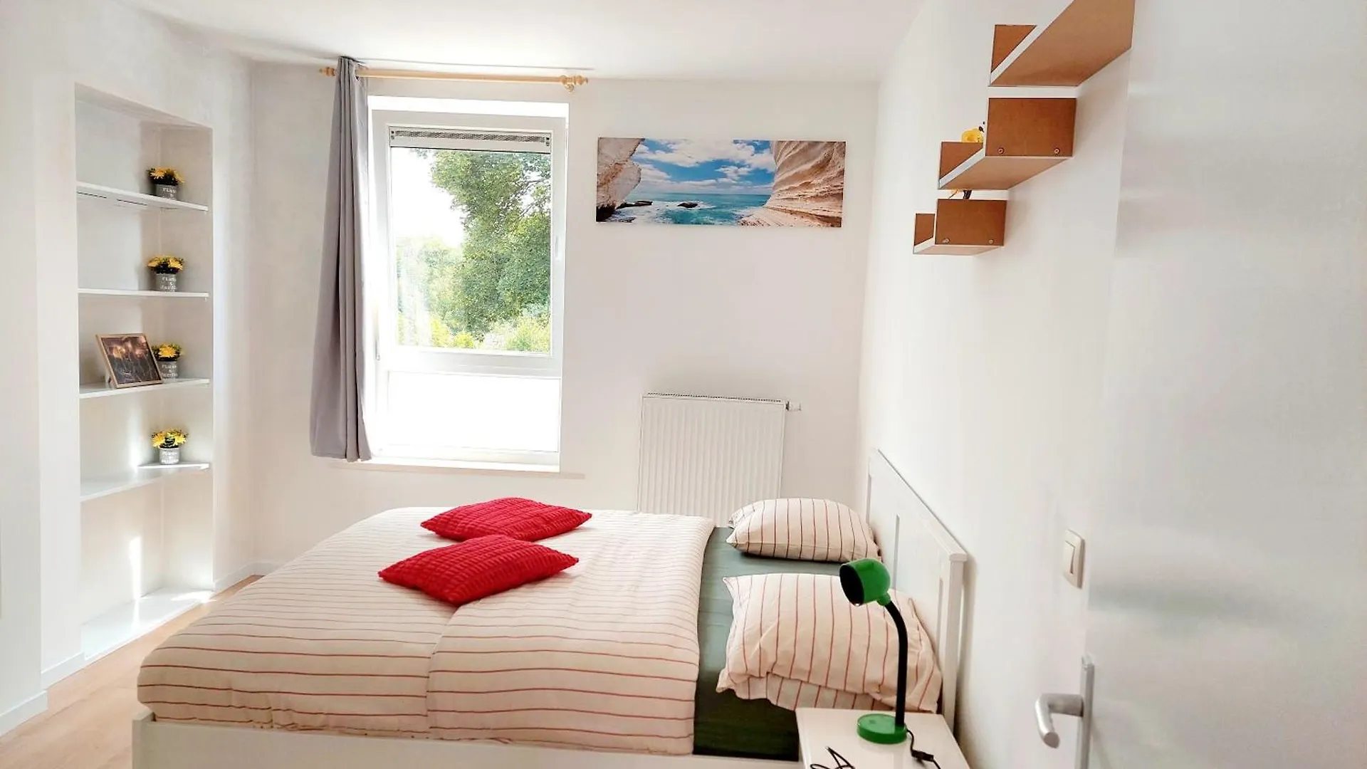 Maison Lydie - Meuble De Vacances 3 Etoiles Charleroi
